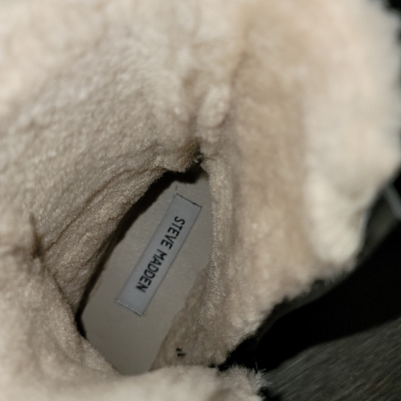 Steve Madden Bettyy Boots - Picture 7 of 8